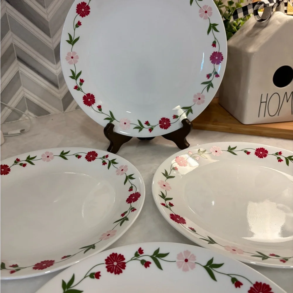 4 Corelle Corning Spring Pink  Dinner Plates Discontinued Pattern